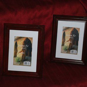 Picture frames by Santa Fe, Brown wood standing Frames (2).